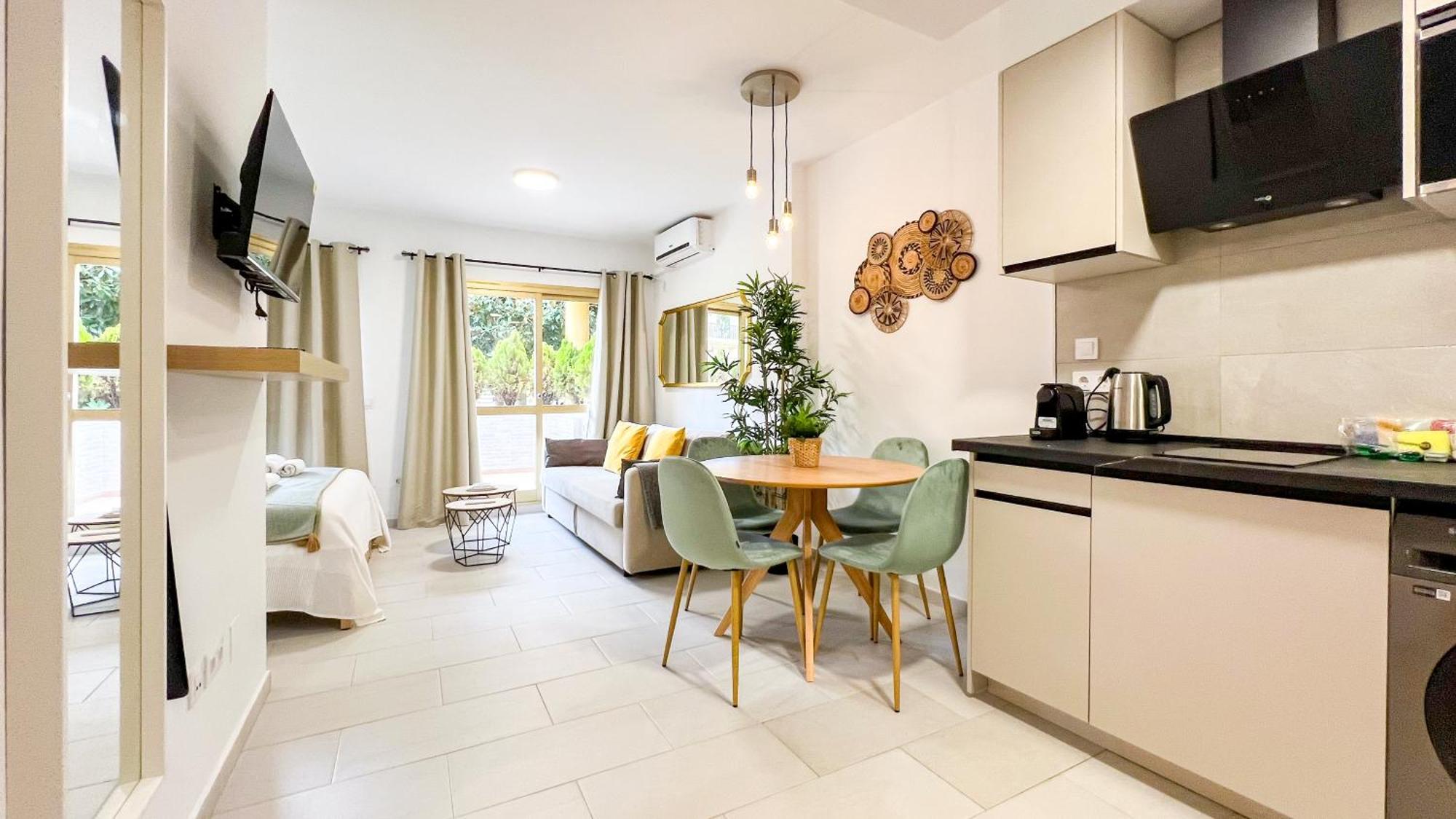 Oleholidays 201 Romana Playa Junto Al Mar Apartment Marbella